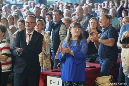 Ansambel bratov Poljanšek že 50 let navdihuje in zabava z nepozabnimi melodijami (73)